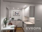 Moderní byt 1+kk s panoramatickým výhledem ve 3. patře s výtahem, ulice Palackého 1949, Zelené Předm, cena 4490000 CZK / objekt, nabízí 