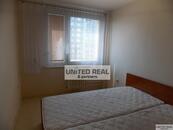 Pronájem slunného bytu 2+1 s lodžií po rekonstrukci v Pardubicích Polabiny - ul. Brožíkova, cena 14900 CZK / objekt / měsíc, nabízí 