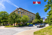 Prodej bytu 2+1, 65 m2 v Pardubicích, ul. Čs. armády, cena 5180000 CZK / objekt, nabízí 