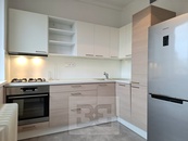Pronájem bytu 2+1 58 m2, Pardubice - Zelené Předměstí, cena 17500 CZK / objekt / měsíc, nabízí Bohemian Estates International s.r.o.