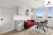 Prodej bytu 2+1 76 m2 Lonkova, Pardubice, cena 5990000 CZK / objekt, nabízí 