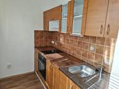 Malý byt v klidném místě, cena 11500 CZK / objekt / měsíc, nabízí Právní Realitní Holding, s.r.o.