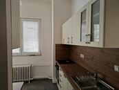 Pronájem 2+1 v centru po kompletní rekonstrukci, cena 16000 CZK / objekt / měsíc, nabízí Právní Realitní Holding, s.r.o.