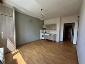 Prodej bytu 1+1 41 m² Bartoňova, Pardubice-Studánka, cena 4120000 CZK / objekt, nabízí 